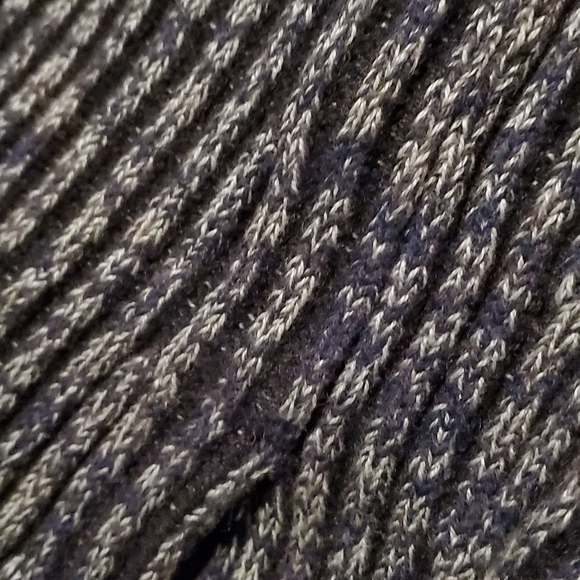 lululemon Cotton-Cashmere Blend Sweater Wrap - Picture 8 of 8